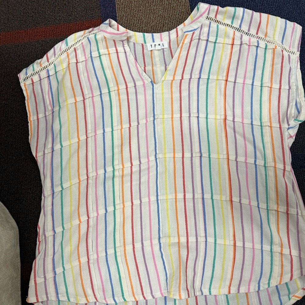 THML short sleeve multi color blouse